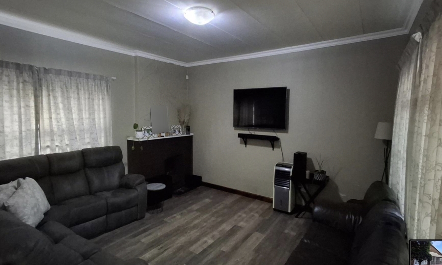 3 Bedroom Property for Sale in Generaal De Wet Free State